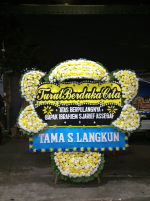 Papan Bunga Duka di Ranah Parak Rumbio