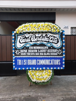 Papan Bunga Duka di Ranah Parak Rumbio